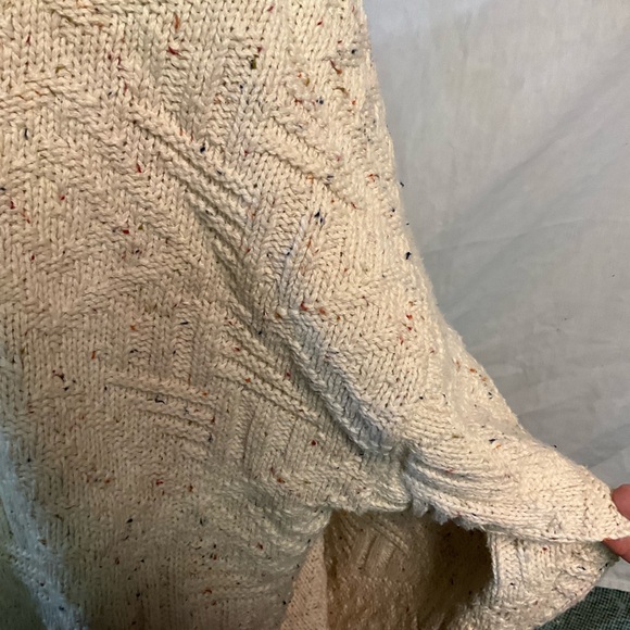 Vintage Ralph Lauren Cream Cardigan with Patterned Trim - Picture 6 of 16